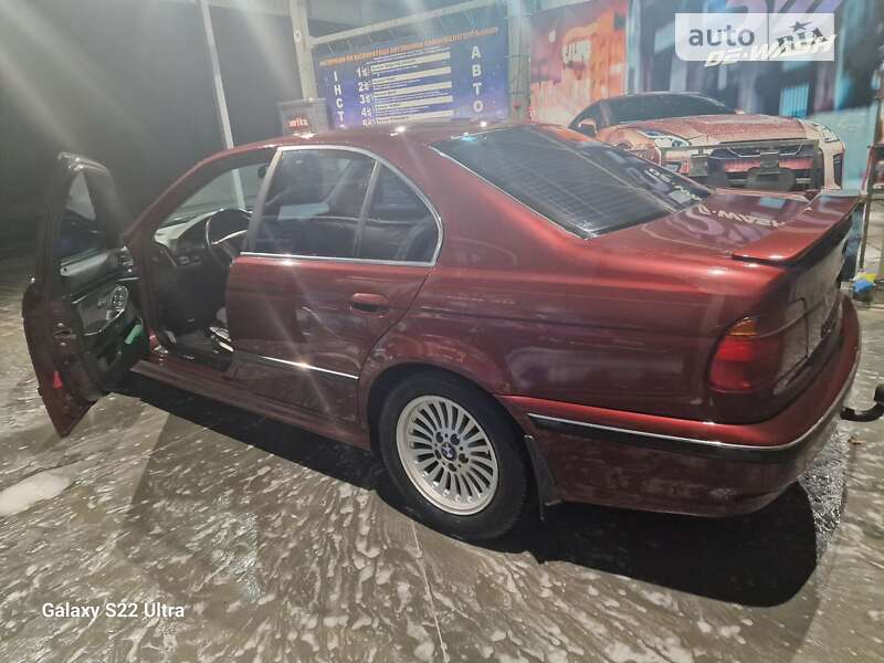 Седан BMW 5 Series 1999 в Львове