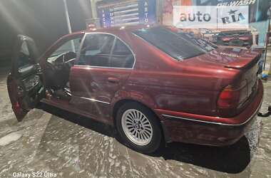 Седан BMW 5 Series 1999 в Львові