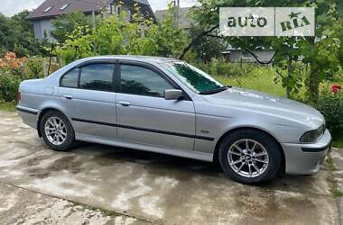 Седан BMW 5 Series 1997 в Рахове