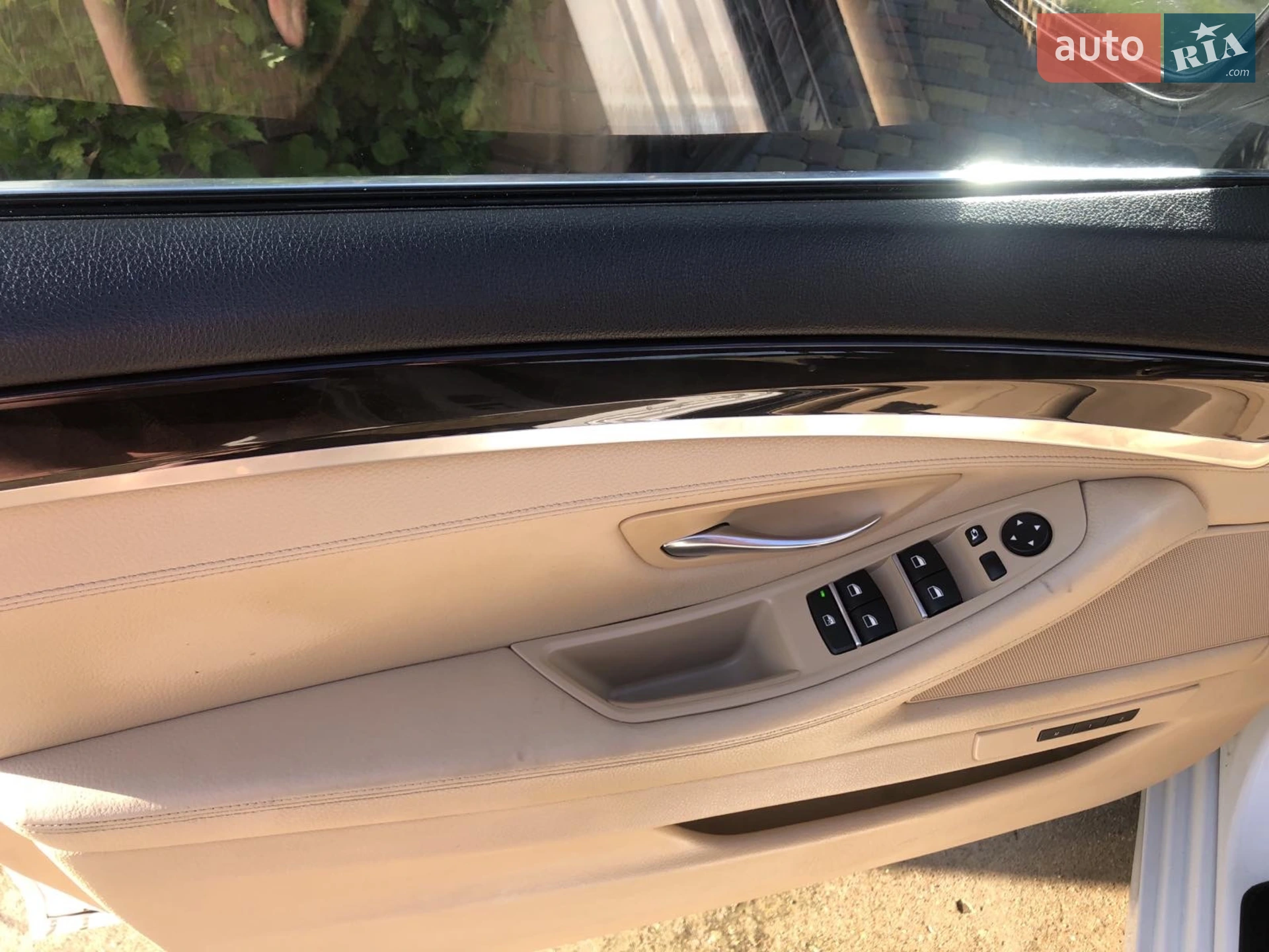 2012 BMW 5er - мініатюра 9