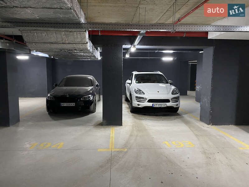 Седан BMW 5 Series 2012 в Кременчуге