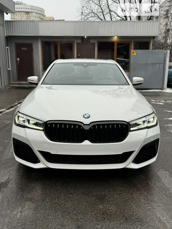 Седан BMW 5 Series 2021 в Киеве