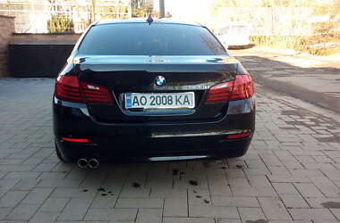 Седан BMW 5 Series 2015 в Иршаве