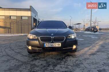 Седан BMW 5 Series 2012 в Хусте