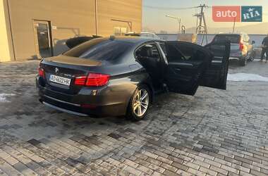 Седан BMW 5 Series 2012 в Хусте