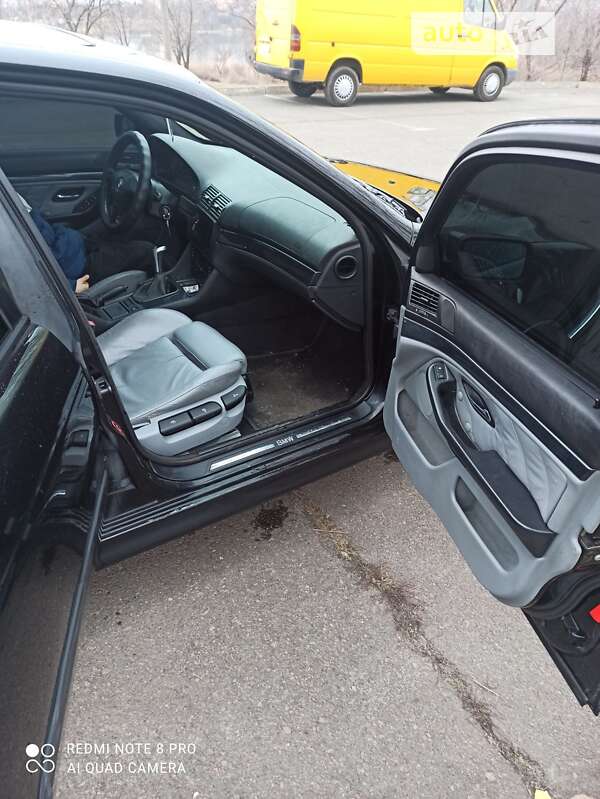 Седан BMW 5 Series 1998 в Кривому Розі