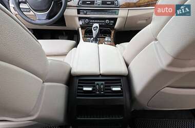 Седан BMW 5 Series 2011 в Сарнах
