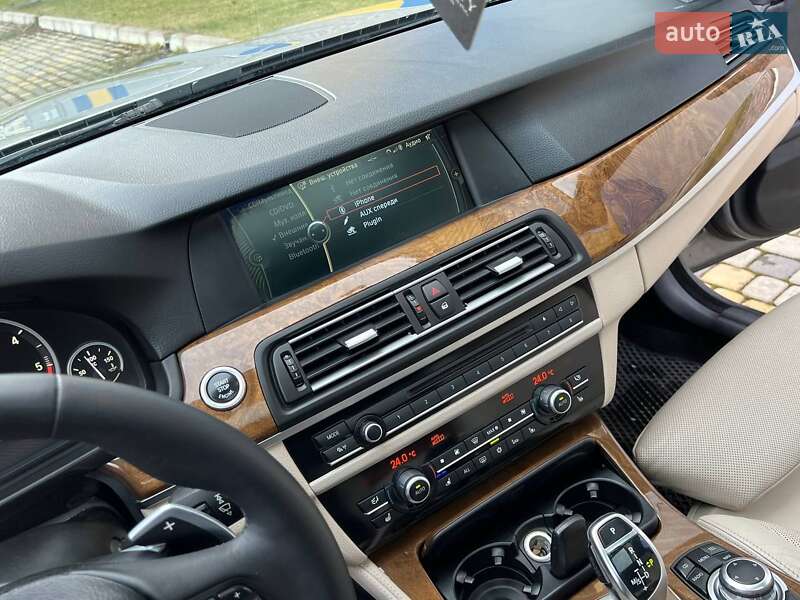 Седан BMW 5 Series 2011 в Сарнах