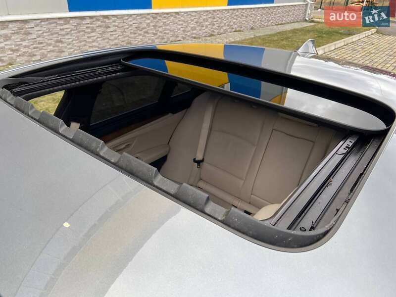 Седан BMW 5 Series 2011 в Сарнах