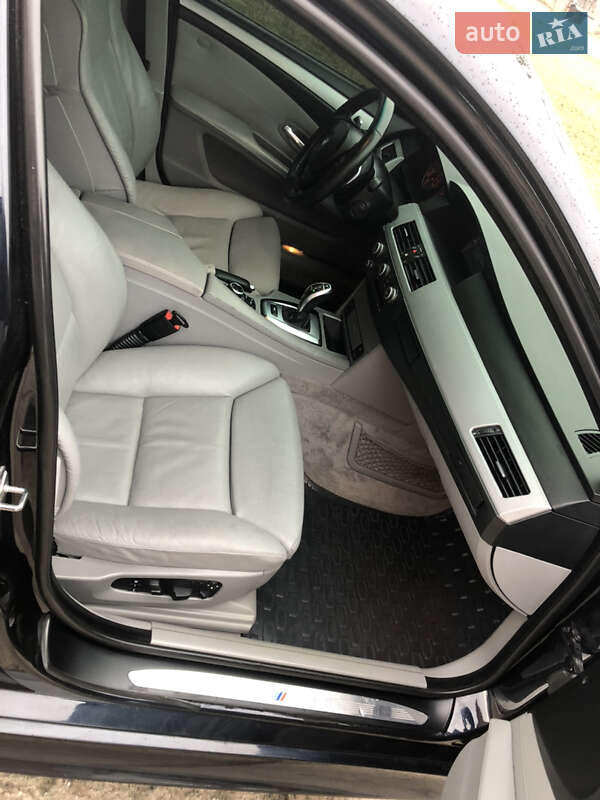 Седан BMW 5 Series 2009 в Харкові