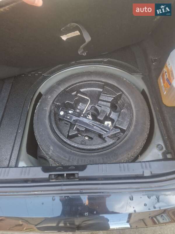 Седан BMW 5 Series 2004 в Ужгороде