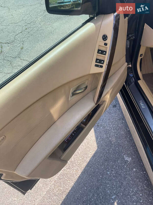 Седан BMW 5 Series 2006 в Одесі