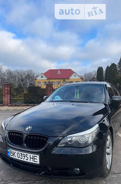 Седан BMW 5 Series 2006 в Березному