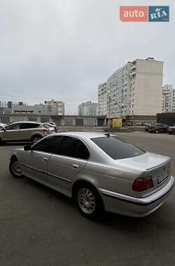 Седан BMW 5 Series 1999 в Чернігові