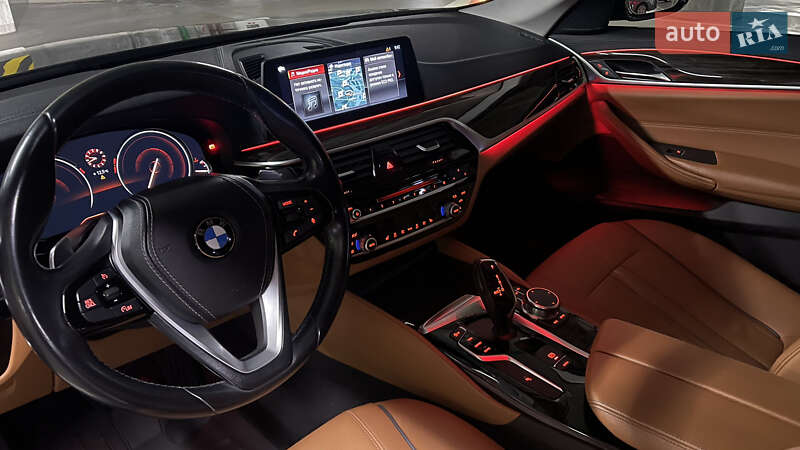 Седан BMW 5 Series 2017 в Києві