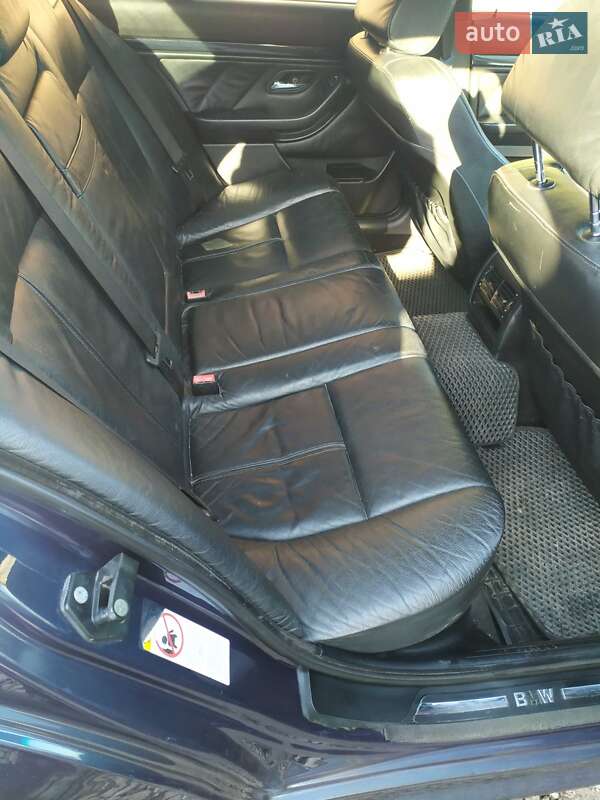 Седан BMW 5 Series 2003 в Кривому Розі