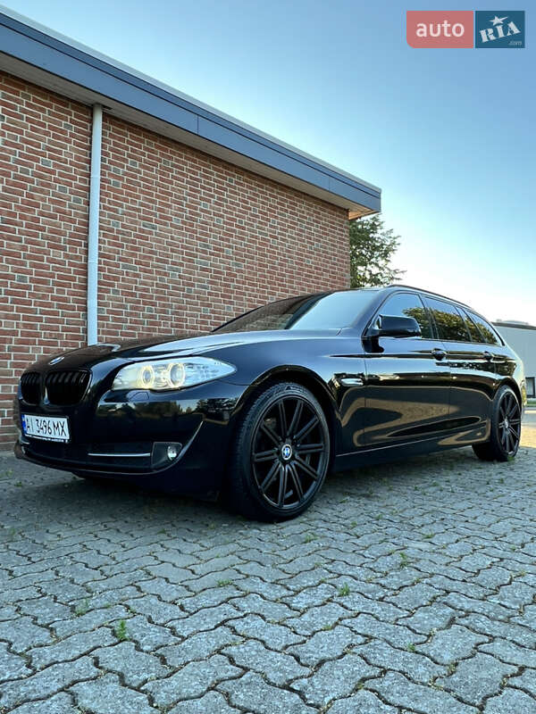 Универсал BMW 5 Series 2012 в Киеве