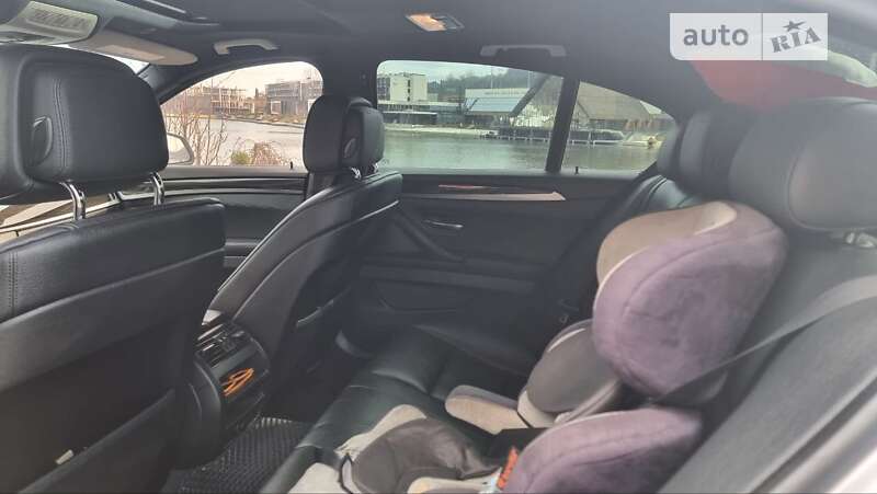 Седан BMW 5 Series 2013 в Львове