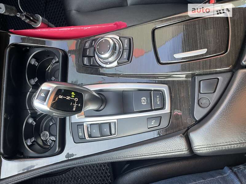 Седан BMW 5 Series 2013 в Львове