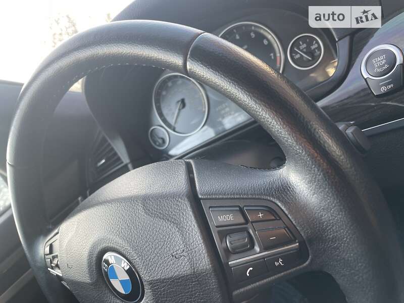 Седан BMW 5 Series 2013 в Львове