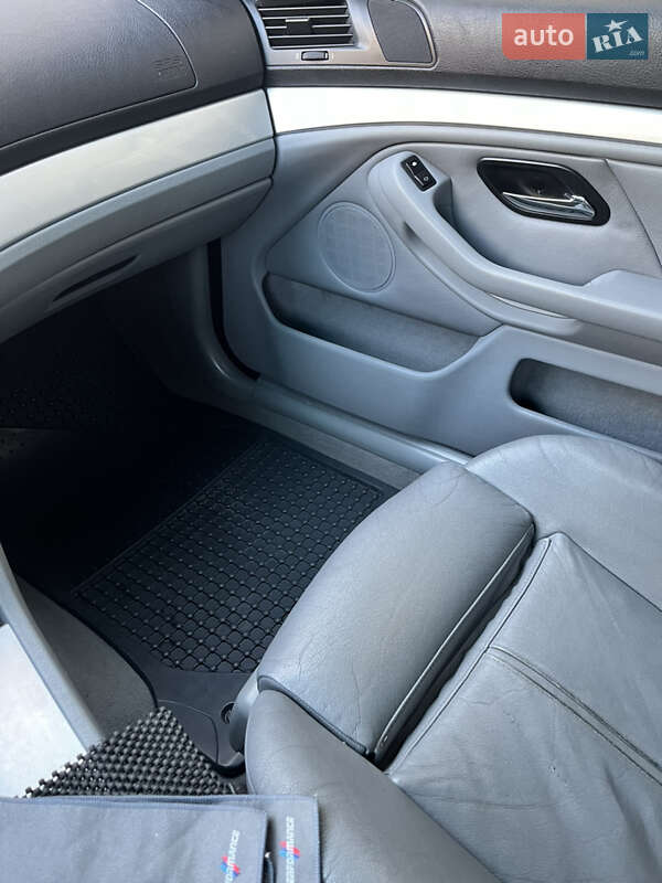 Універсал BMW 5 Series 2004 в Києві фото 13 Універсал BMW 5 Series 2004 в Києві