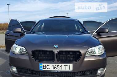 Седан BMW 5 Series 2010 в Львове