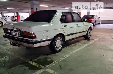 Седан BMW 5 Series 1987 в Львове