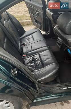 Седан BMW 5 Series 1999 в Львові