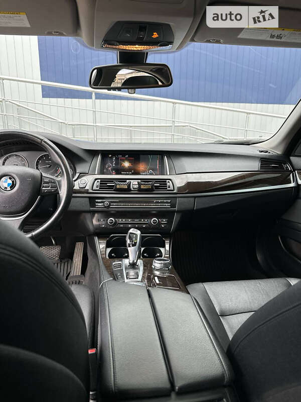 Седан BMW 5 Series 2014 в Чернигове