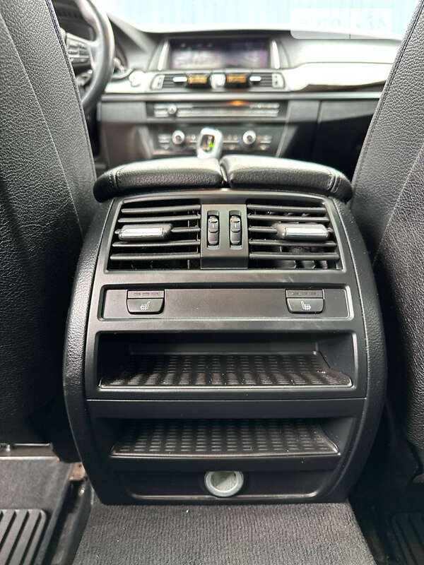 Седан BMW 5 Series 2014 в Чернигове