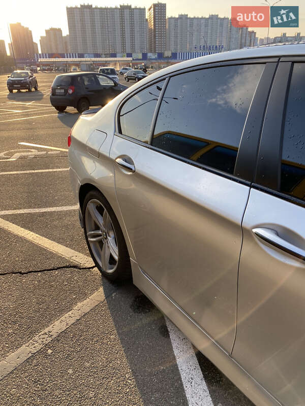 Седан BMW 5 Series 2012 в Киеве фото 8 Седан BMW 5 Series 2012 в Киеве