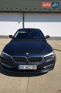 Седан BMW 5 Series 2017 в 