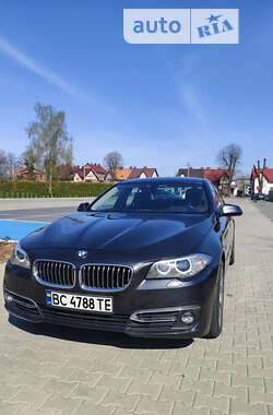 Седан BMW 5 Series 2015 в Львові