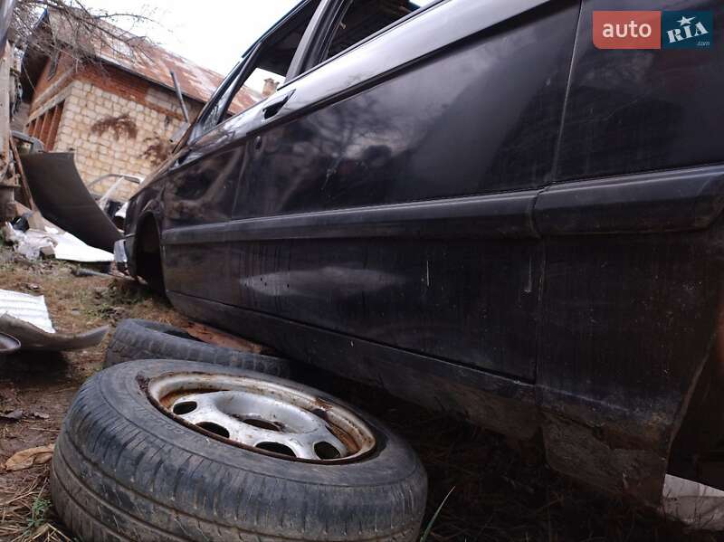 Седан BMW 5 Series 1987 в Богородчанах