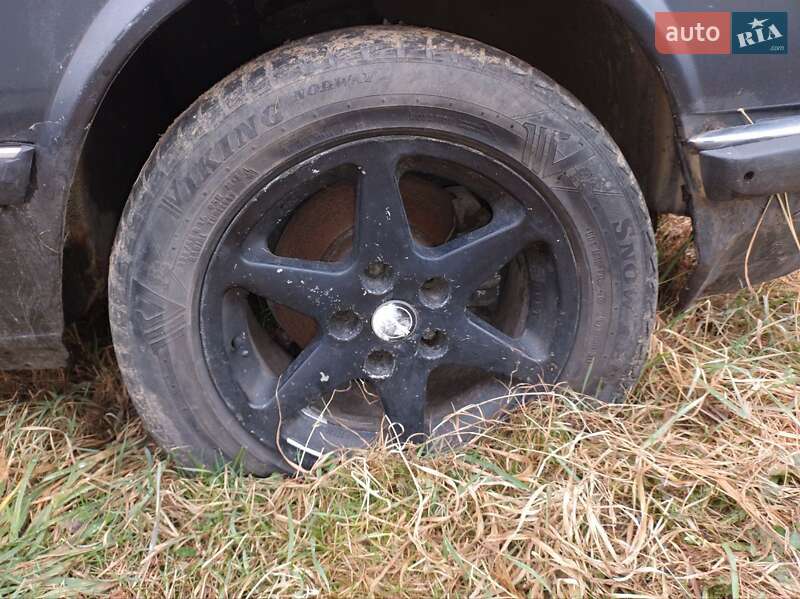 Седан BMW 5 Series 1987 в Богородчанах