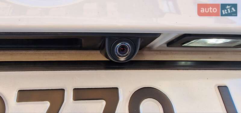 Седан BMW 5 Series 2016 в Тячеві