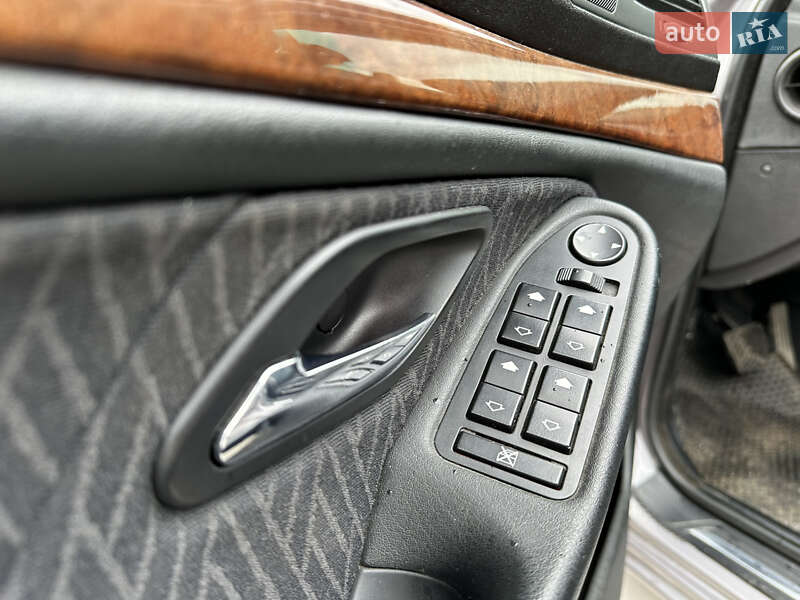 Седан BMW 5 Series 2001 в Запоріжжі