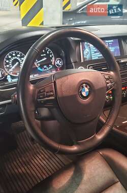 Седан BMW 5 Series 2013 в Львове