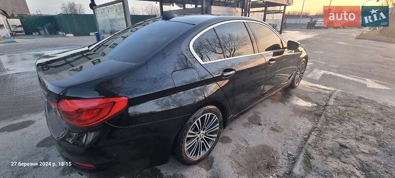 Седан BMW 5 Series 2017 в Києві