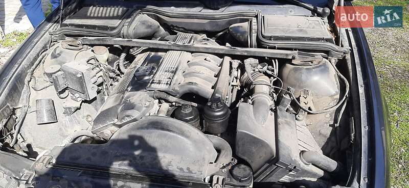 Універсал BMW 5 Series 1998 в Миколаєві
