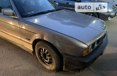 Седан BMW 5 Series 1990 в Житомире