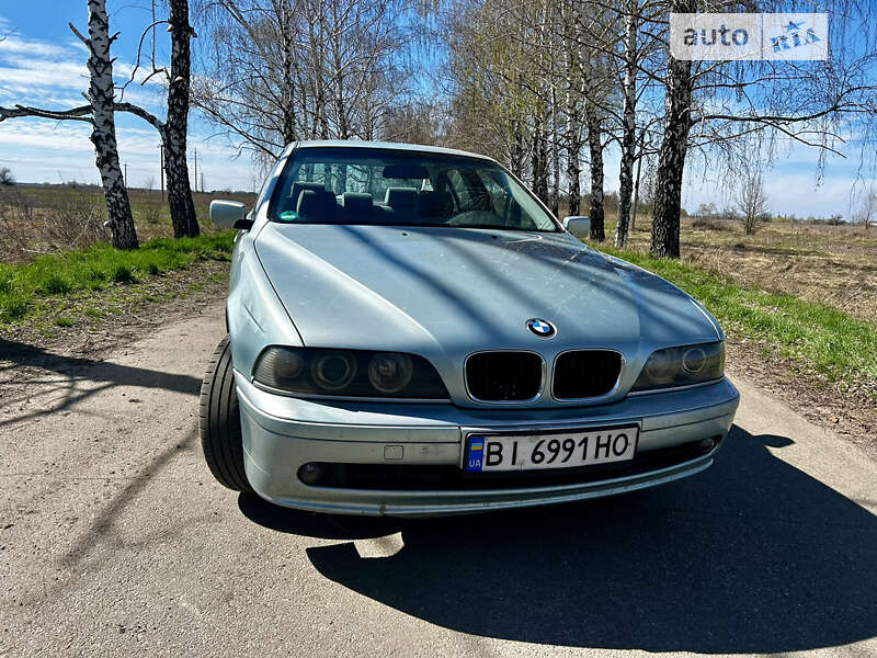 Седан BMW 5 Series 2001 в Переяславе