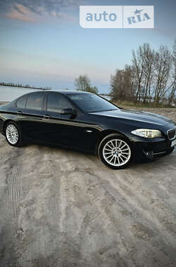 Седан BMW 5 Series 2012 в Черкасах