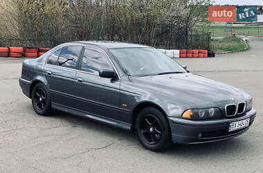 Седан BMW 5 Series 2001 в Киеве