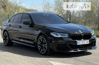 BMW 5 Series 2019