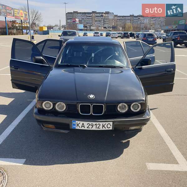 Седан BMW 5 Series 1989 в Борисполе