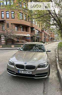 Седан BMW 5 Series 2016 в Киеве