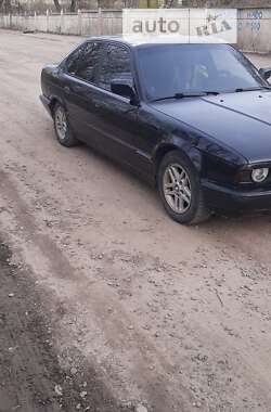 Седан BMW 5 Series 1991 в Чернигове