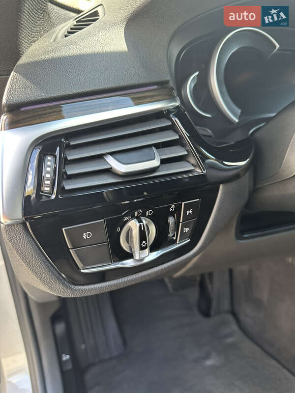 Седан BMW 5 Series 2017 в Луцке