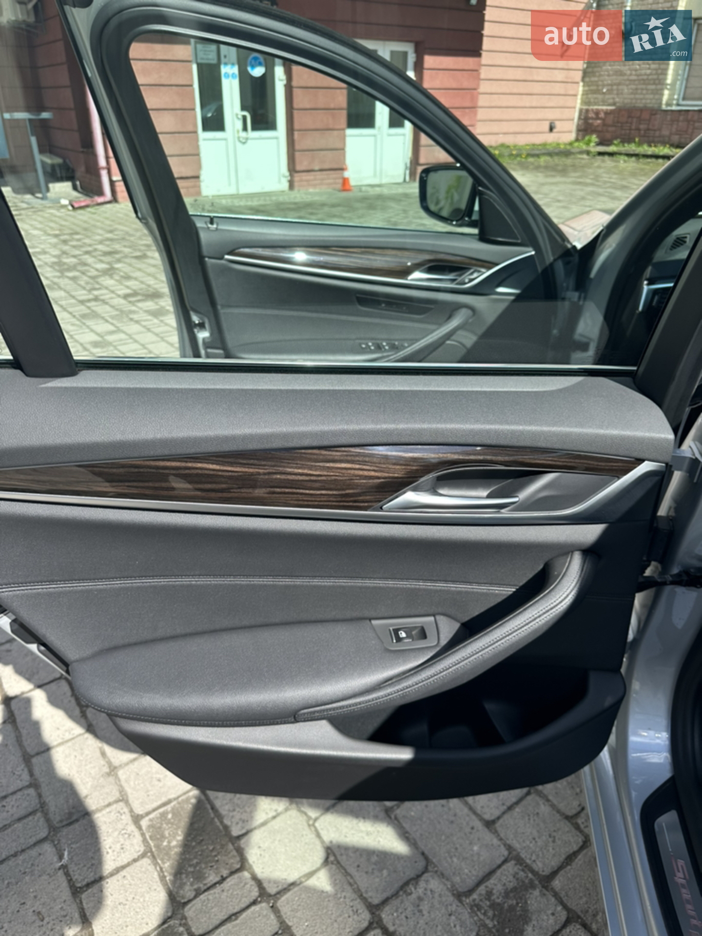 2017 BMW 5er - мініатюра 31